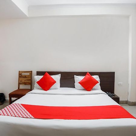 Hotel O Av Residency Near Botanic Garden Of Indian Republic Noida Ngoại thất bức ảnh